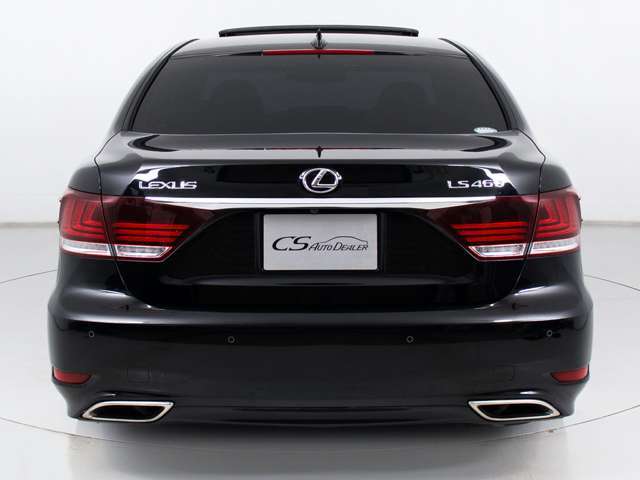 ★クリアランスソナー（前後コーナーセンサー）が付いています！フロント＆リアにセンサーがあり、障害物に近づくと警告音が鳴り、更にはマルチ画面上にも表示されます！すごく便利な人気装備です！！