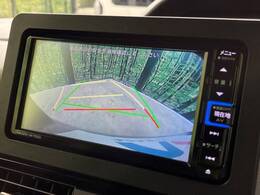 【バックカメラ】駐車時に後方がリアルタイム映像で確認できます。大型商業施設や立体駐車場での駐車時や、夜間のバック時に大活躍！運転スキルに関わらず、今や必須となった装備のひとつです！