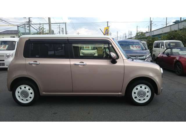 ☆当社、自社工場ありますので、納車後も継続車検・修理時には無料で代車の貸し出しも行っております！オイル交換などの作業もリフトを使ってクイックメンテナンスOK☆