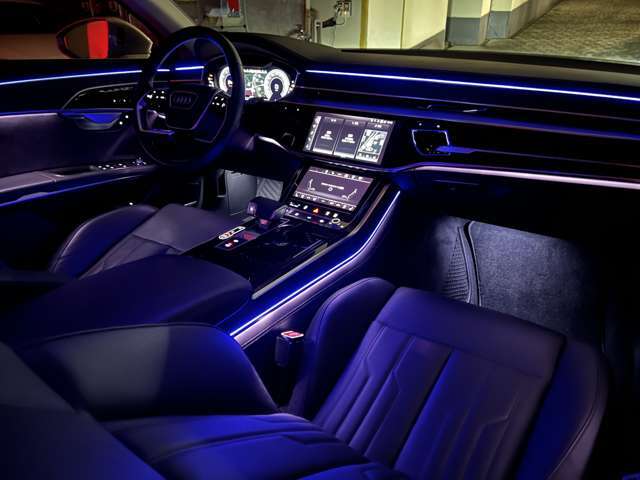 アウディ A8 60 TFSI クワトロ 4WD 2021年 2.5万キロ (東京都 アウディ A8 60 TFSI クワトロ 4WD 2021年 2.5万キロ (東京都