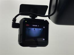 【後部座席操作部】後部座席を快適に過ごしていただくための便利な装備が付いています！