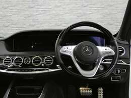 快適な全席シートヒーター＆前席ベンチレーター、さらにはBurmesterサウンドシステムも完備！！