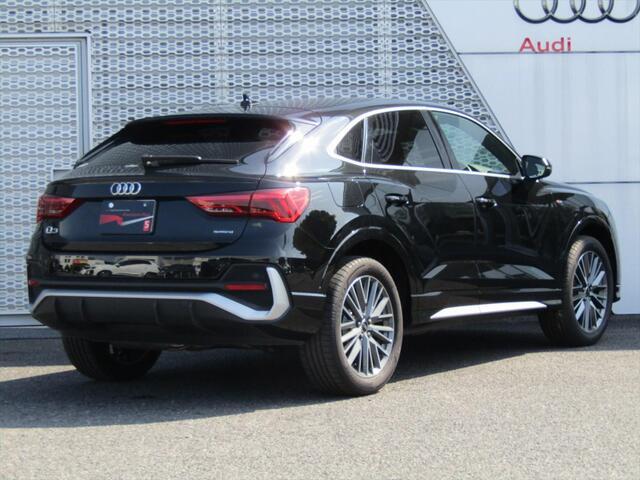 よりスポーティに鍛え抜かれ、見る者すべてにパワフルな走りを予感させるAudi Q3