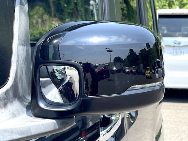 「ウインカーミラー」　見た目だけでなく、対向車からの視認性向上につながって安全度もアップ☆