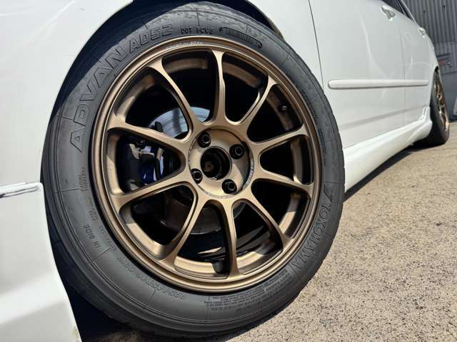 ZE40　16インチAW！今は販売していないカラーになります！