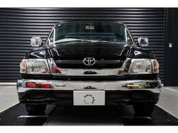 ボディコーティングなども行っています。経験豊富なスタッフが丁寧に対応いたしますので、どうぞ安心してご依頼ください。