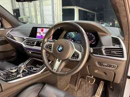 シンプルなインパネ！もちろん使い易さも〇