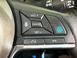 【プロパイロット】高速道路での長距離走行が楽に！！渋滞時と巡回走行のシーンで、アクセル・ブレーキ・ステアリングを自動で制御し、長距離運転の負担を軽減してくれます♪