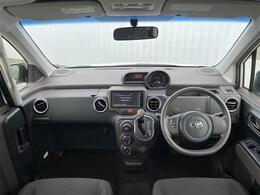 納車前室内クリーニングで綺麗な車内♪内装の見た目はもちろん、除菌・消臭もバッチリ！小さなお子様がいらっしゃるお客様にも大変ご好評いただいております！