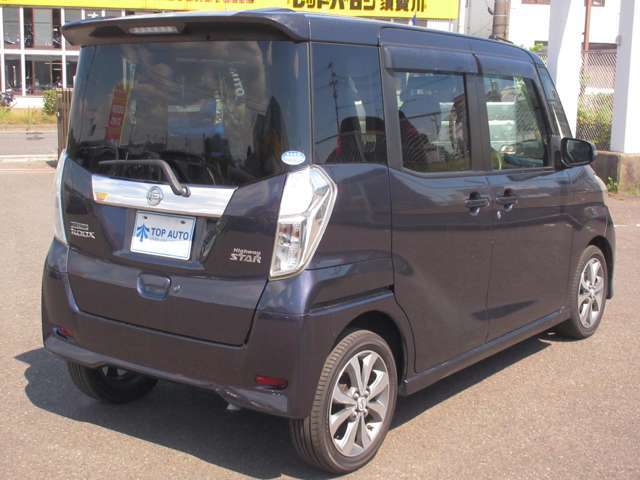 【購入後も特典いっぱい】当店は購入後も提携指定整備工場・板金工場がありますので、購入後の車検・修理・保険などもお任せください！