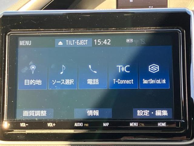 WECARSの展示場では実際に見て、触ってお車をお選びいただけます！知識の豊富な営業スタッフが様々なカーライフをご提案いたします！