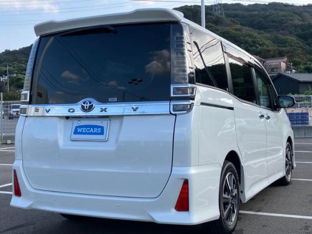 全国に店舗を展開しているのでどこでもお取り寄せが可能です！この車が気になるけど遠方だから・・・と諦める必要はありません！※別途陸送費が必要です。