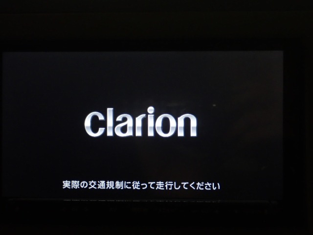 【オーディオ機能】ナビに一体のオーディオは、ワンセグTVの他にDVD/CDプレーヤーを装備♪もちろんFM/AMラジオもお聞きいただけますよ♪