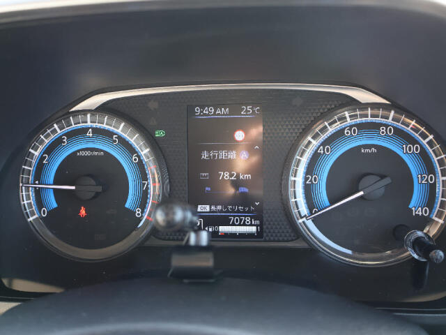 シンプルで見やすいデザインのメーターです！