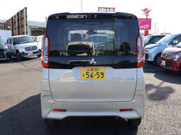 今の軽自動車は、とても広い！普通車と比べて維持費もお得で、家計に優しいですよ！