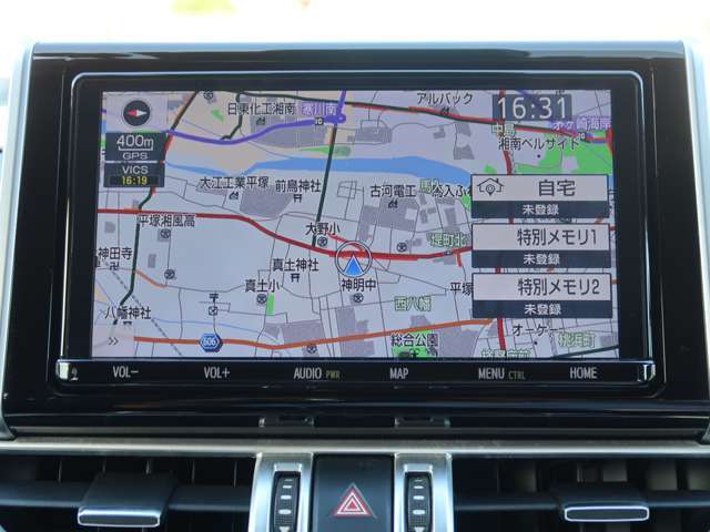 トヨタ純正『NSZT-Y68T』9インチナビ　地デジTV　SD/CD/DVD再生機能　ブルートゥース接続　USB/HDMI入力ポート