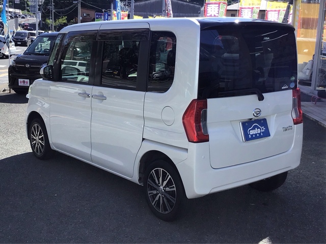 弊社ではアフターケアも充実しております。お得なオリジナルメンテナンスパックや中古車延長保証なども行っておりますので、納車後も安心してお乗りいただけます。