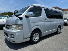 現車確認はスタッフが少人数なので予約制となっております。ご来店の際は在庫確認の電話またはメールお願いします。水　日曜日定休　営業時間AM9：00-18：00