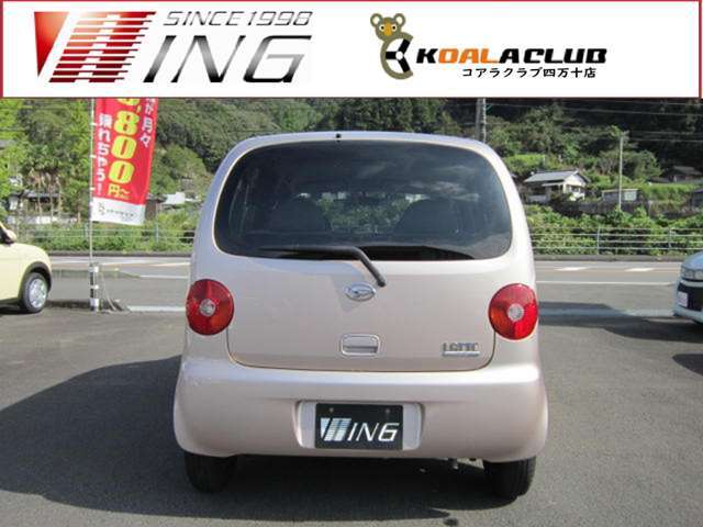 自社指定工場で充実整備点検いたします。ご購入後のアフターサービスもバッチリ！お車の事はウイングにお任せ下さい！！