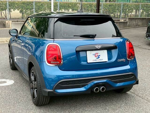下取り車の今お乗りのお車も高く買い取らせて頂きます。軽自動車から輸入車まで高価査定をしております。