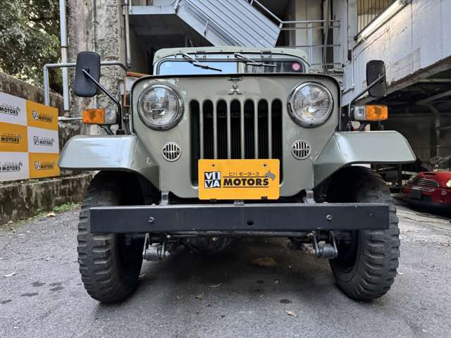 三菱ジープ　ディーゼル用マスク　グリル　中古　旧車 三菱 ジープ 時代が合わない？ 9本グリルの謎ジープ】オーナー
