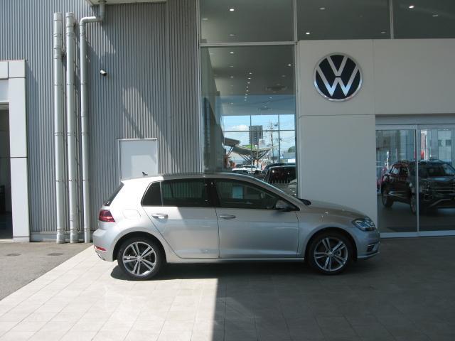 大人気のGOLF TDI HIGHLINE MEISTER入荷しました！