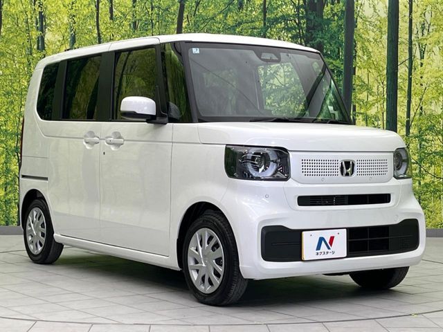 大好評のボディコーティング「弾スプラッシュコート」もご納車までに施工可能。通常のガラスコートと異なる、耐久年数6年の無機質ガラスコーティングが、ボディをキレイな状態に保ってくれます。