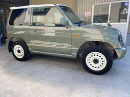 高い車両はいくらでもございますがお安くカッコいいパジェロミニをお探しのお客様が多いのでギリギリ仕入れを頑張っております。