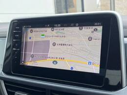 ●純正ナビ:一体感のあるナビは、高級感ある車内を演出してくれます。オーディオ機能も充実しておりますので、運転もより楽しめます♪
