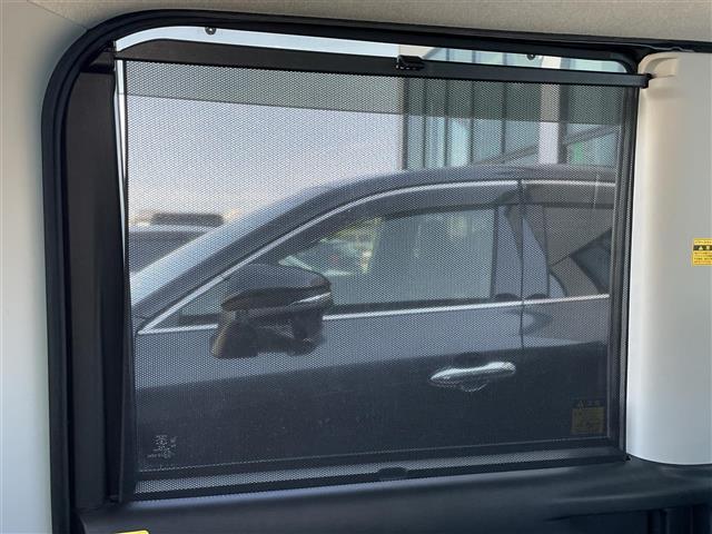 お手持ちのPCまたはスマートフォンでビデオ通話にてお車をご紹介いたします。