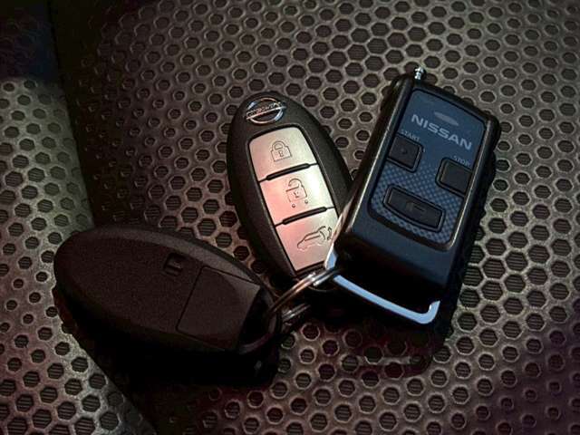 ☆車の査定士常駐☆世の中にはいろんな修復歴が有るんですよ。どーんと大修復歴車から、インナー先の小曲がりまで程度は様々。査定士が修復箇所を明確にお答えしますね。不安なお買い物はしちゃいけません。