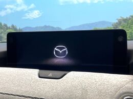 【12.3インチディスプレイオーディオ】お手持ちのスマートフォンとの連携で、ナビや音楽再生など各種アプリを使用可能。スマホに近い感覚でお使いいただけます♪