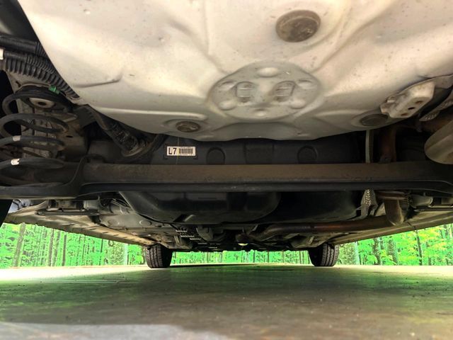 下回りがきれいなうちに、防錆加工の施工がオススメ。降雪地域はもちろん、沿岸部にお住いの方や、趣味でマリン・ウィンタースポーツをされる方にご好評いただいております。