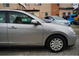 - タイヤ・ホイール - オプションでご希望のスタッドタイヤ・スタッドレス等への変更できます - お気軽にお申し付けください -