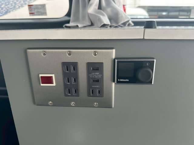 100Vコンセント　FFヒータースイッチ