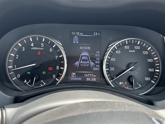 【スピードメーター】メーターがシンプルで見やすく運転しやすいですね！