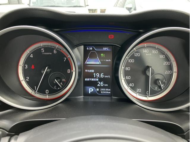 保証期間に関しては3ヶ月3000km～1年間、走行無制限の保証となります。さらに延長保証の対応も可能です。※お車により保証期間が変わりますのでスタッフまでお尋ねください。