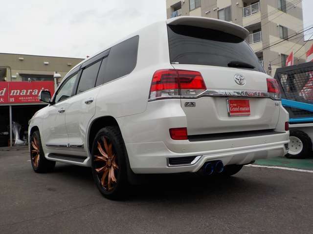 トヨタ ランドクルーザー200 4.6 ZX 4WD 2020年 7.5万キロ