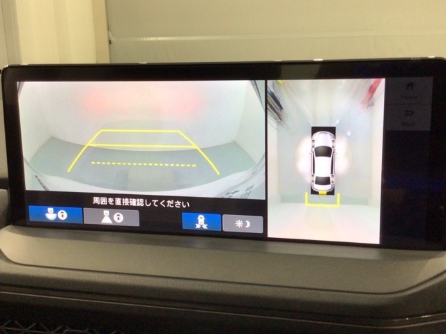 全方位モニターがついています！　車の周囲を360°安全確認できるので、普段の駐車はもちろんの事、縦列駐車や幅寄せの際にも活躍してくれますよ。