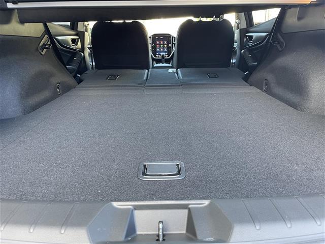 【シートアレンジ】乗せる人数、荷物によってシートをアレンジすれば、ダンボールなどの大きい荷物や、釣り具などの長尺物も載せられそうですね！