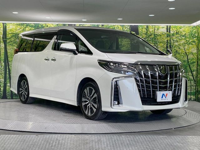 大好評のボディコーティング「弾スプラッシュコート」もご納車までに施工可能。通常のガラスコートと異なる、耐久年数6年の無機質ガラスコーティングが、ボディをキレイな状態に保ってくれます。