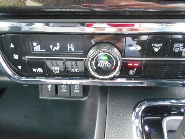 シートヒーターあります。