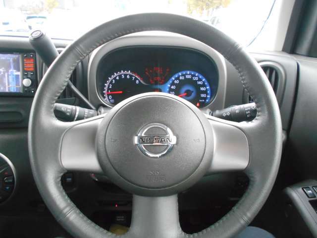 シンプルなハンドル