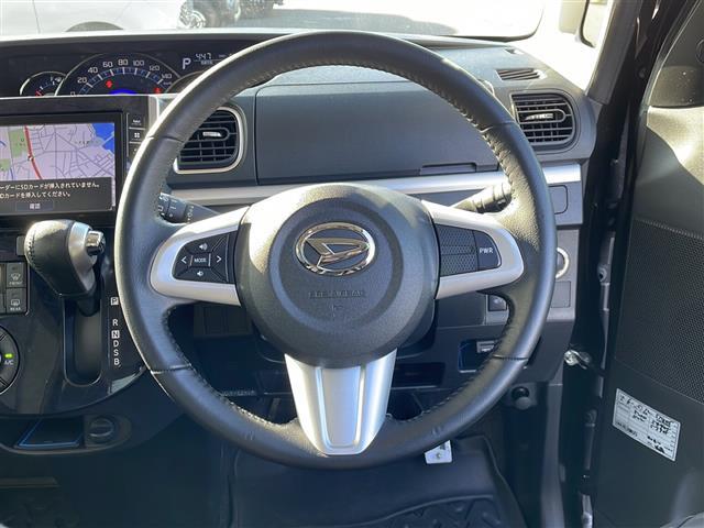 気になる車はすぐにお問い合わせください！画面右側の0066から始まる無料ダイヤルからお問い合わせ下さい！専門スタッフがお車のご質問にお答えいたします！