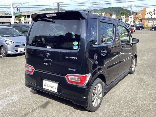 ■□■□■ アフターサービスも安心！！ 自社整備工場・自社鈑金工場・積載車を完備しておりますので、お客様のご購入後も手厚くサポートいたします！！ ■□■□■