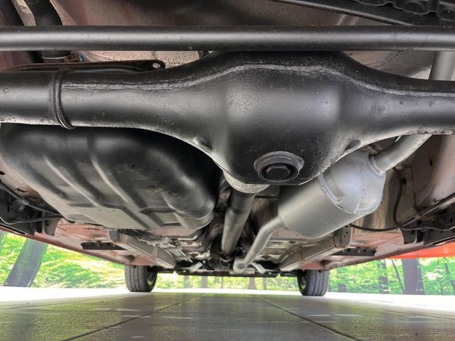親切・丁寧な専門メカニックスタッフが応対！・車検・点検整備・事故等の修理などアフターサービスも安心。お車のカスタマイズもネクステージのサービススタッフまでご相談ください！