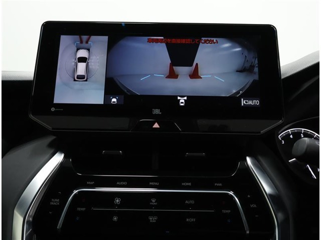 パノラミックビューモニター装備！トップビュー＆フロントビュー・車両に取り付けたフロント、サイド、バックカメラの映像を合成して画面上に表示させることで、低速時の運転を補助する装置です。