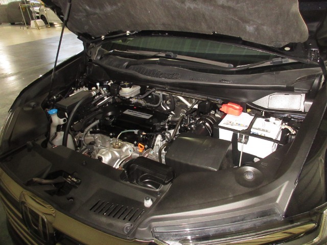 内装、外装、エンジンルームの隅ずみまでクリーニングを実施してお渡しします！　プロが仕上げをしましたからピッカピカですよ～！点検整備もきっちり実施いたします。