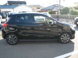 取り回しのし易い全長379cmのコンパクトボディ！