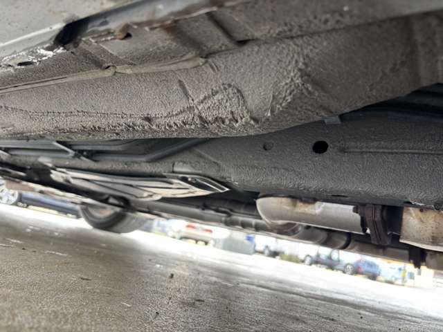 隅々まで防錆後の納車となります